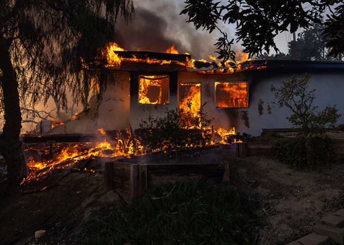 Mountain Fire Near Los Angeles: Ventura County Wildfire Photos