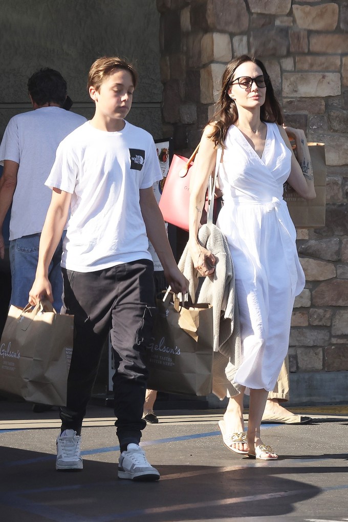 Angelina Jolie & Her Kids: Photos of Them on Fun Outings